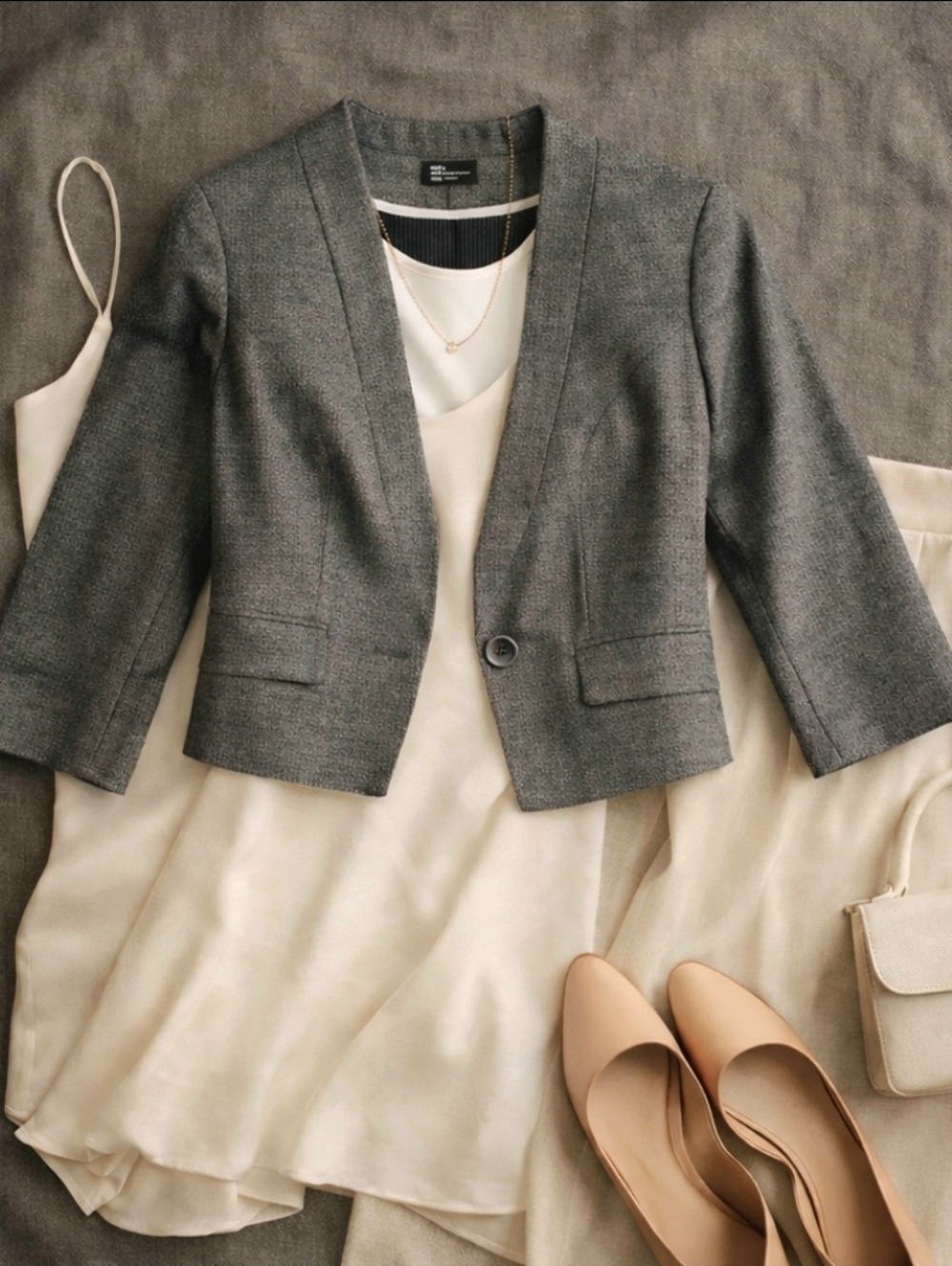 Express Cropped Collarless Blazer Gray 3/4 Sleeve Fitted Stretch Anthro Caspsule